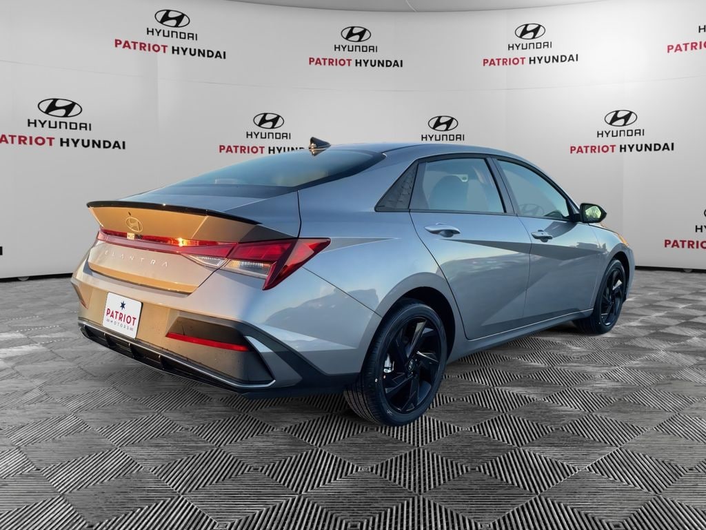 New 2026 Hyundai Elantra SEL Sport Sedan