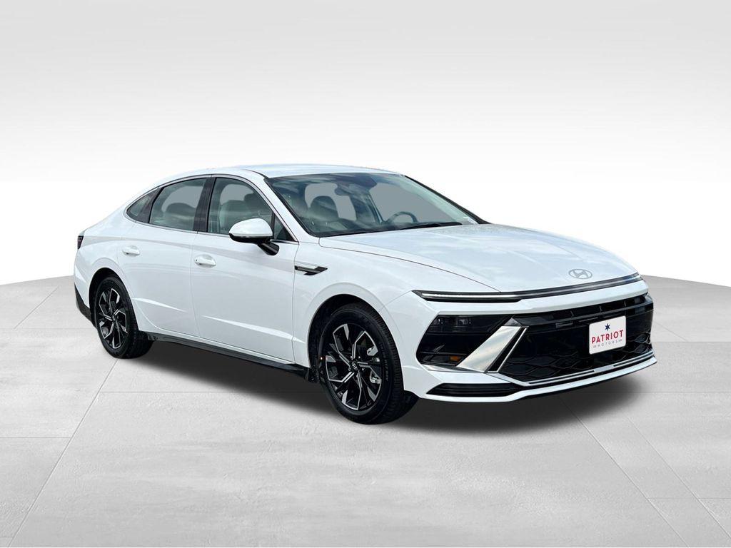 2025 Hyundai Sonata Sedan  2025 Hyundai Sonata Sedan
