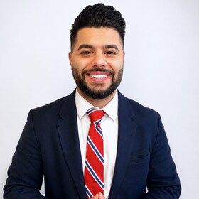 Staff member Leonides Garcia from ID_013ab0