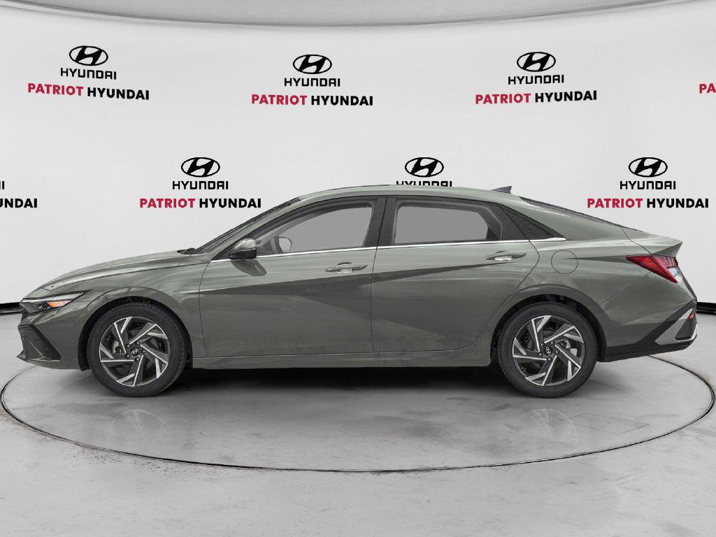 New 2026 Hyundai Elantra Limited Sedan