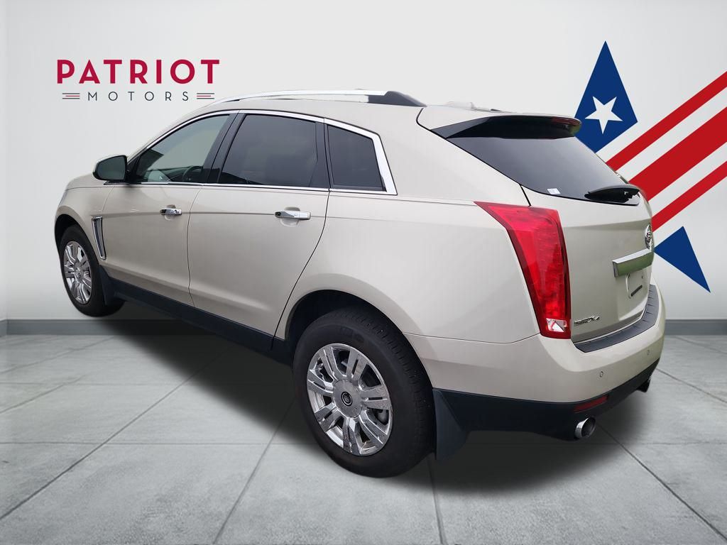 2016 Cadillac SRX Luxury photo 3