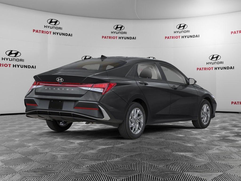New 2026 Hyundai Elantra SEL Sport Sedan