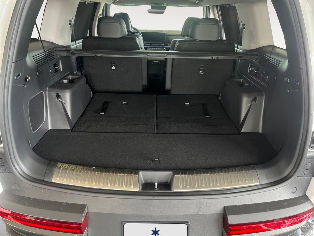 2026 Hyundai Santa Fe Limited - Photo 23