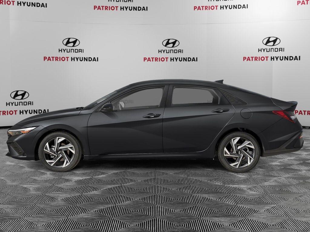 New 2026 Hyundai Elantra SEL Sport Sedan