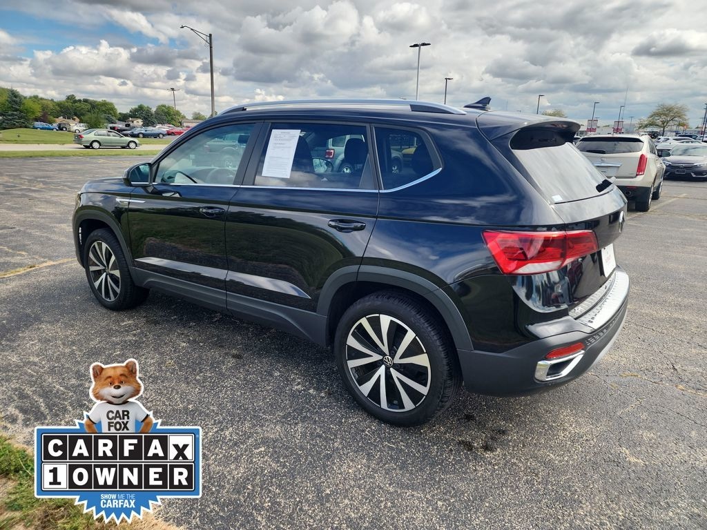 Used 2022 Volkswagen Taos 1.5T SE 4MOTION SUV