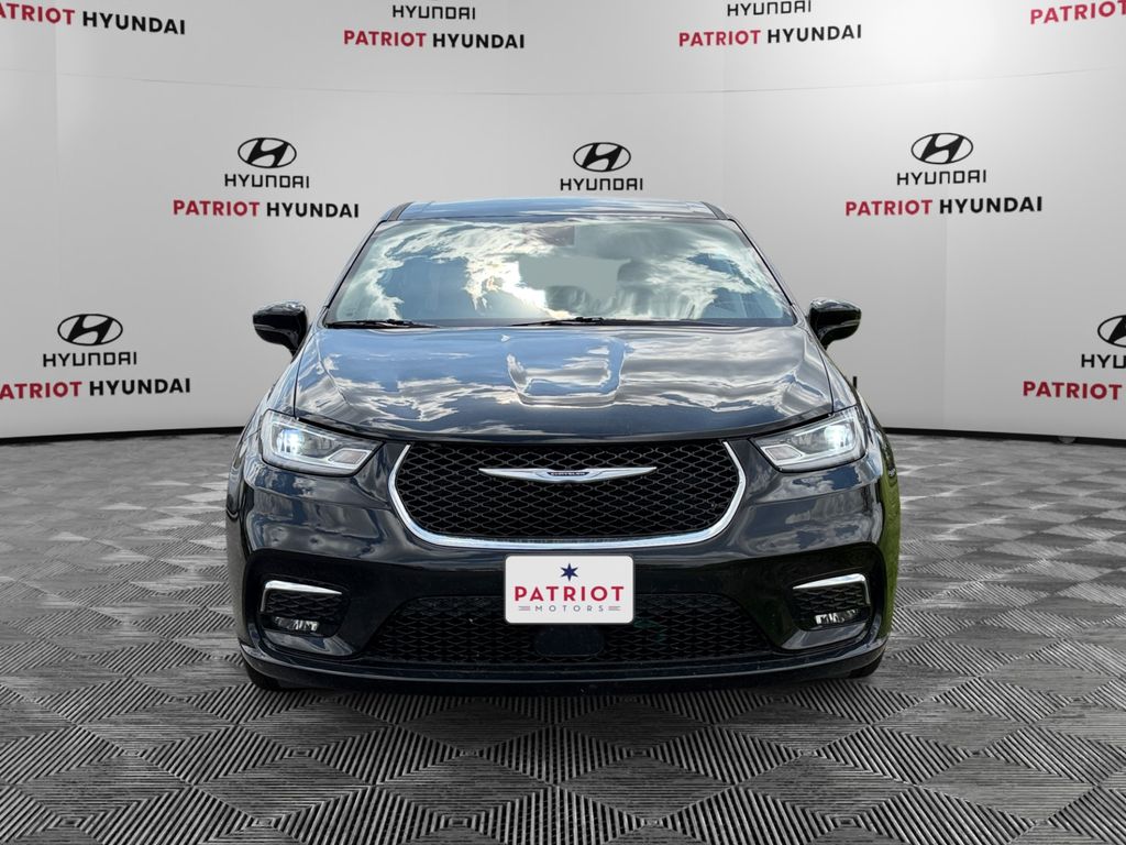 2024 Chrysler Pacifica Touring L - Photo 8