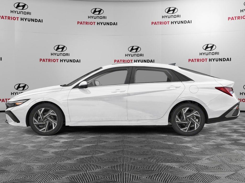 New 2026 Hyundai Elantra Limited Sedan