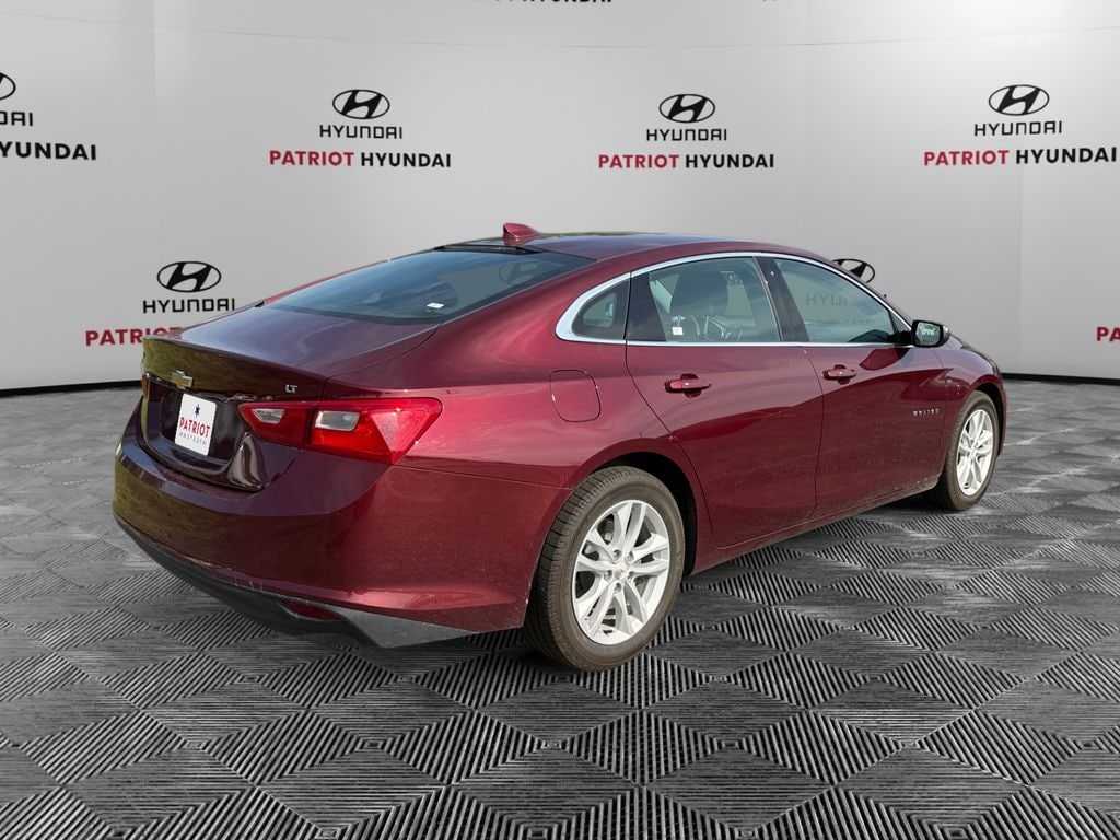 Used 2016 Chevrolet Malibu LT w/1LT Sedan