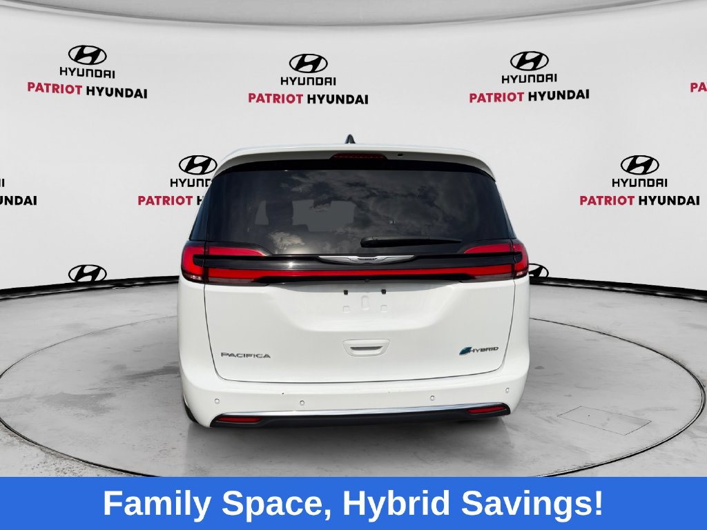 Used 2024 Chrysler Pacifica Plug-In Hybrid Select Van Passenger Van