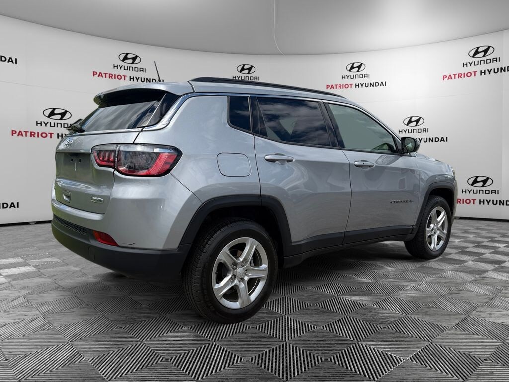 Used 2024 Jeep Compass Latitude SUV