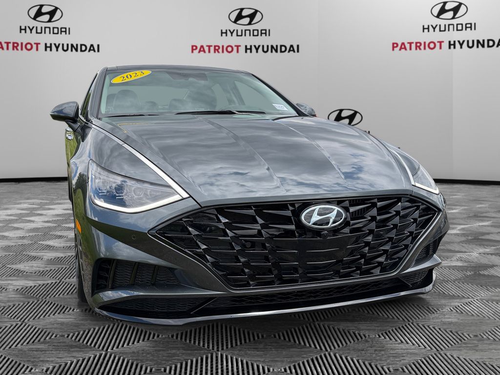 2023 Hyundai Sonata Limited's photo