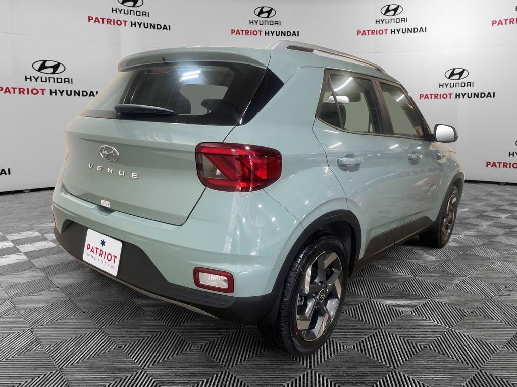 New 2026 Hyundai Venue SEL SUV