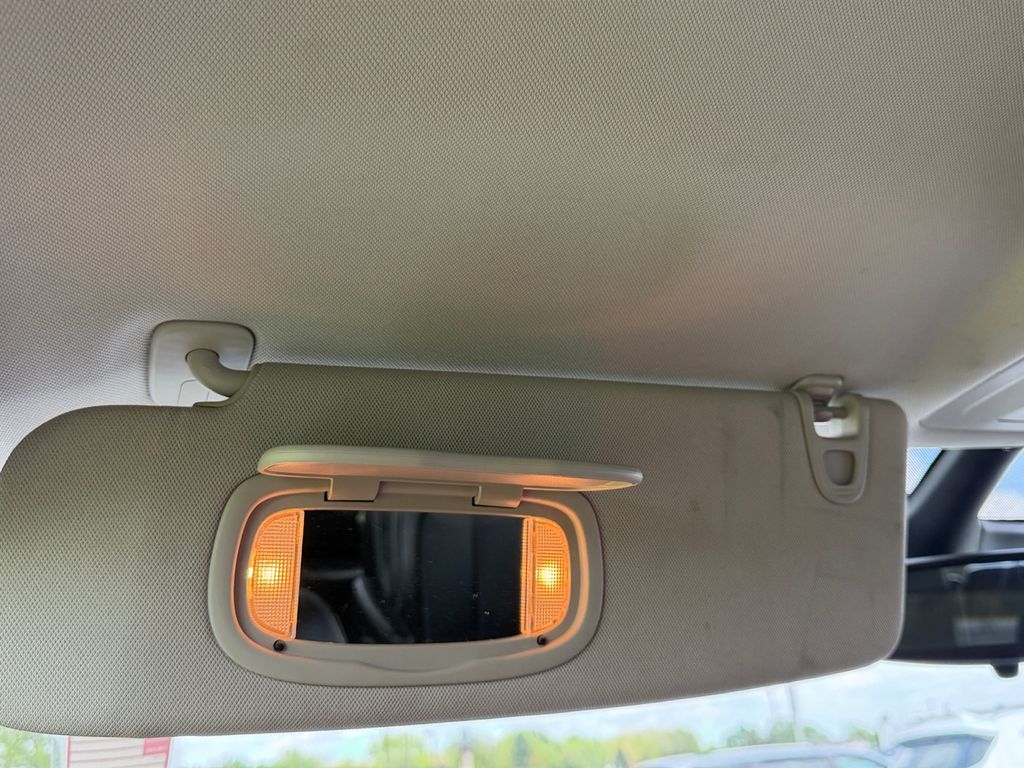 2024 Chrysler Pacifica Touring L - Photo 22