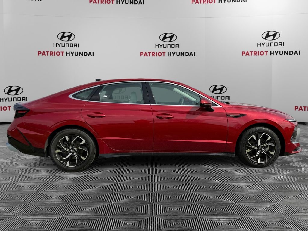 Certified 2025 Hyundai Sonata SEL Sedan