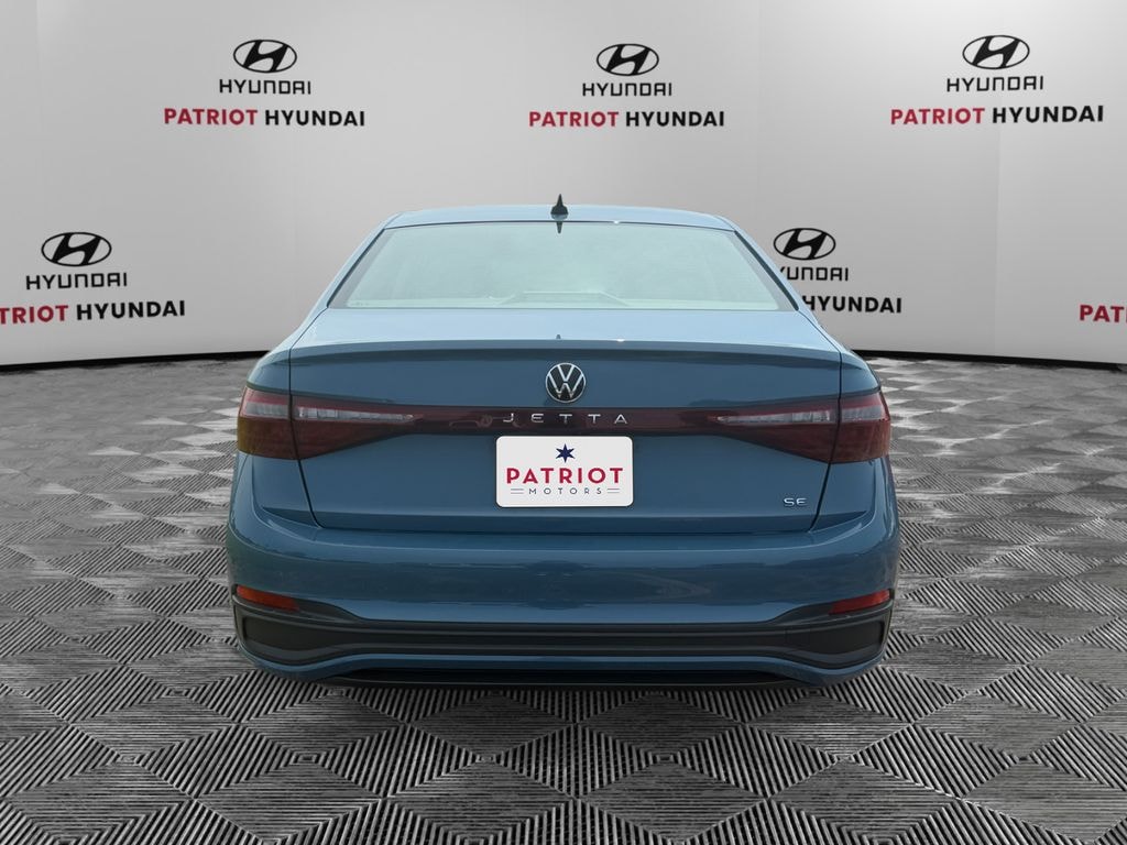 Used 2025 Volkswagen Jetta 1.5T SE Sedan