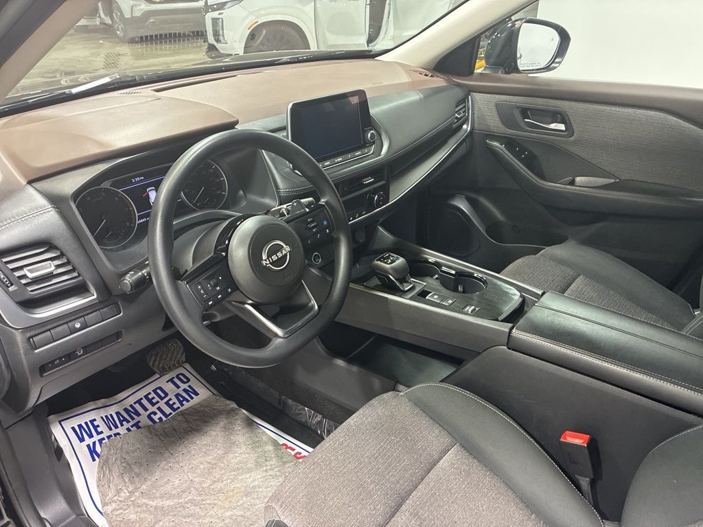 Used 2023 Nissan Rogue SV SUV