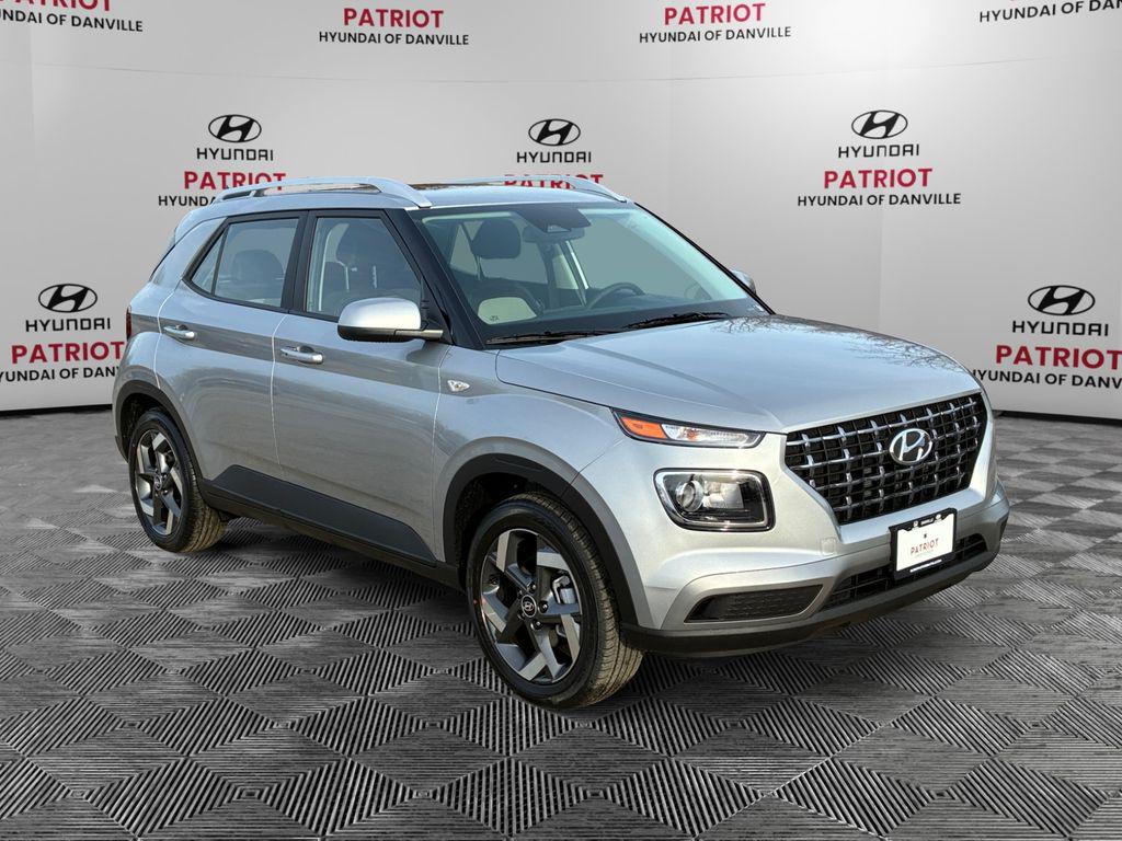 2026 Hyundai Venue SEL w/ 2-Tone Roof IVT's photo