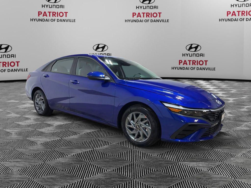 2026 Hyundai Elantra Hybrid Sedan 