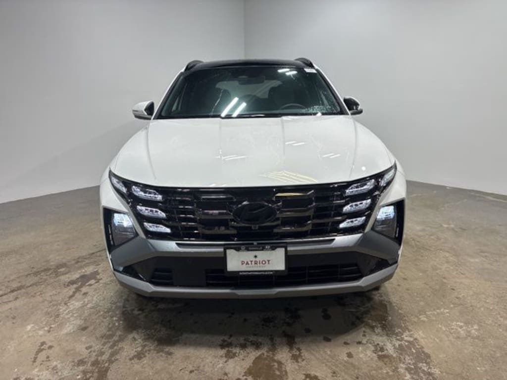 New 2025 Hyundai Tucson Limited AWD SUV