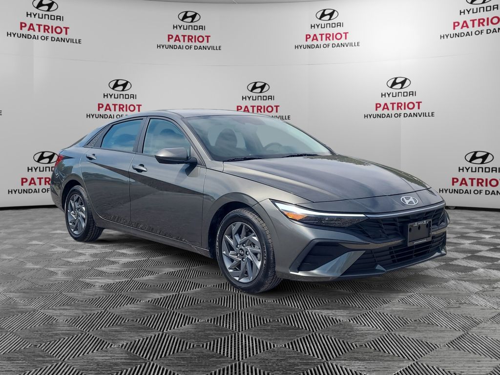 2024 Hyundai Elantra Sedan 