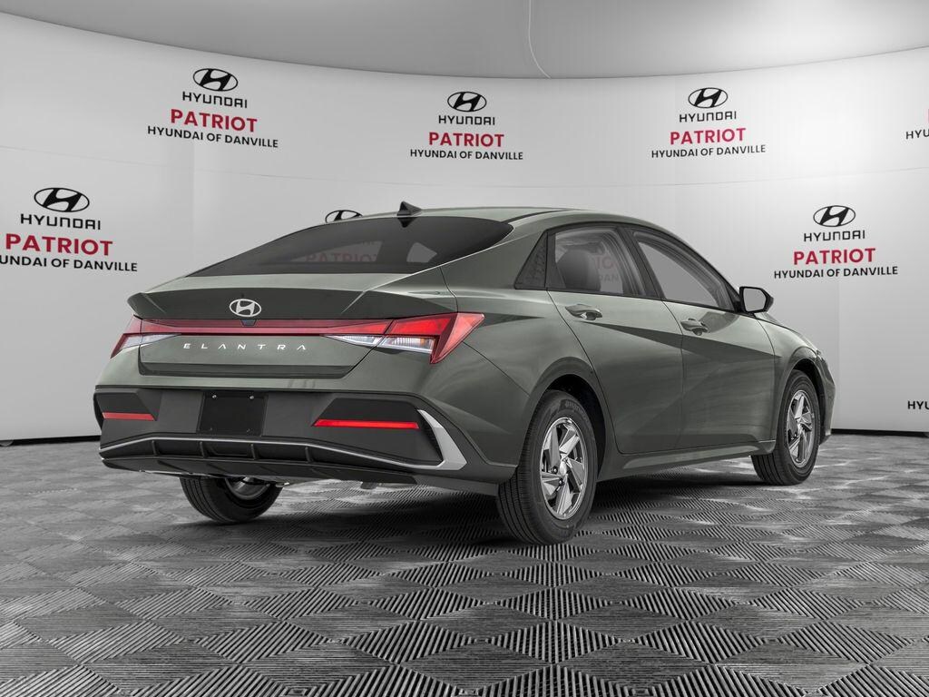 New 2026 Hyundai Elantra SE Sedan