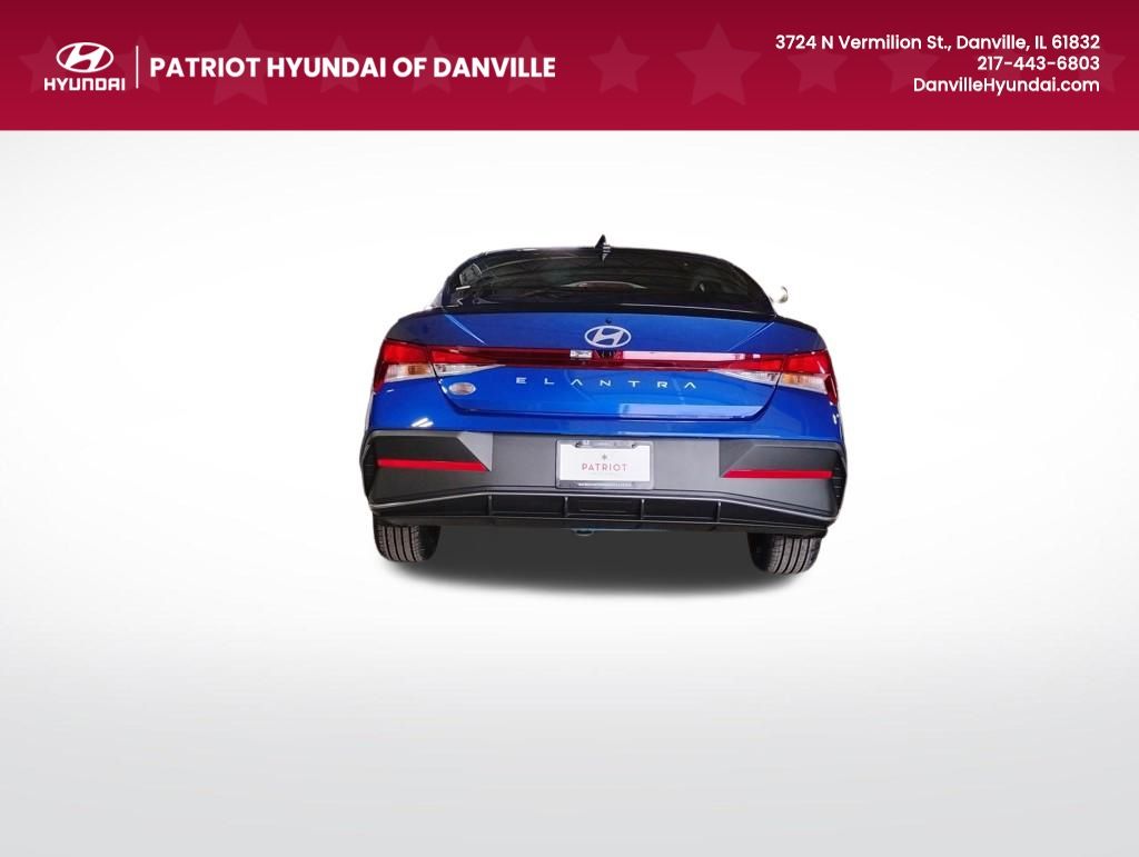 2025 Hyundai Elantra SEL Sport photo 4