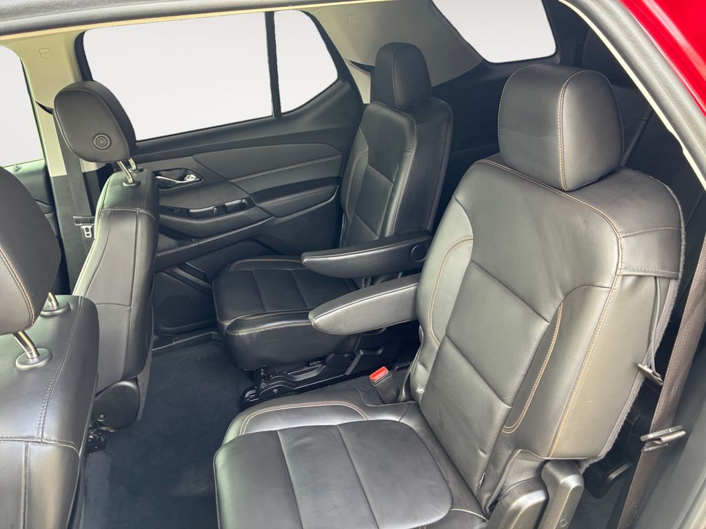 2021 Chevrolet Traverse RS - Photo 16