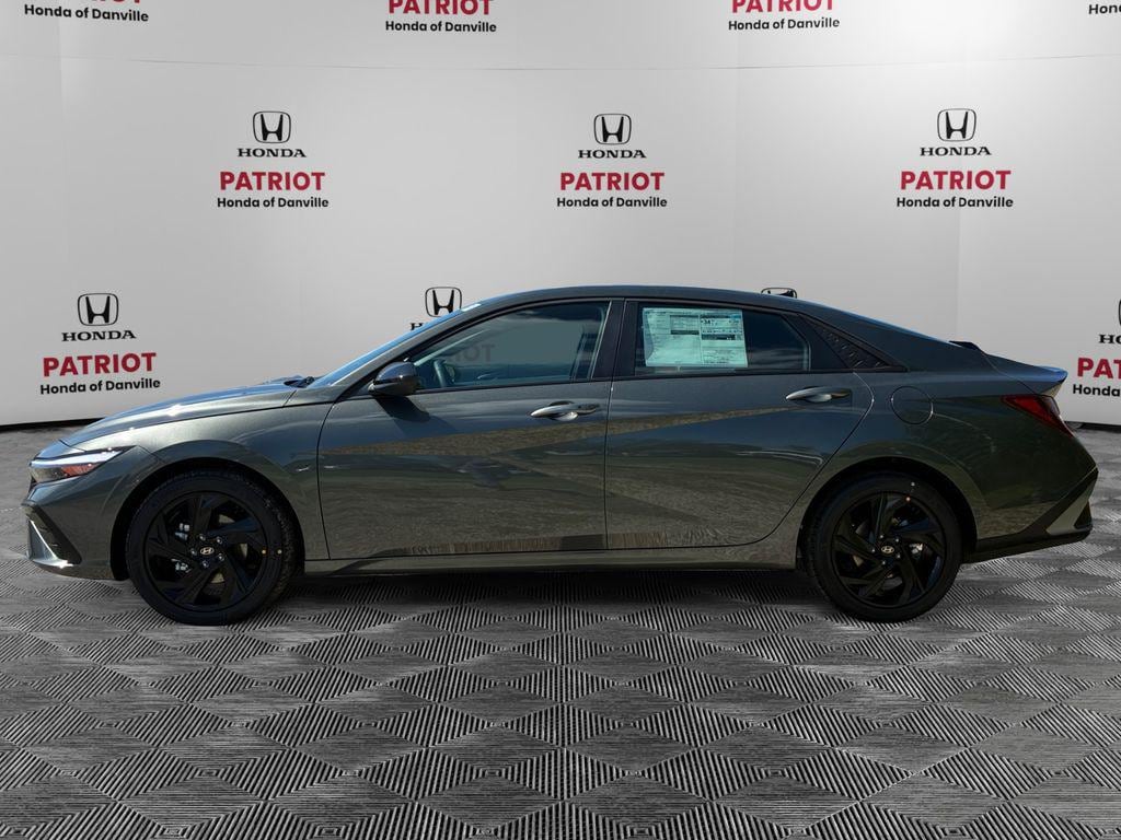 New 2026 Hyundai Elantra SEL Sport Sedan