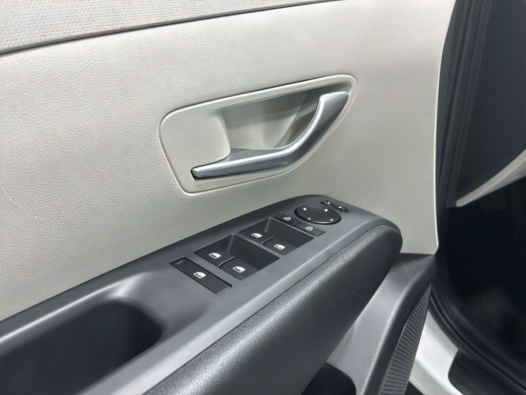 2025 Hyundai Tucson SEL Convenience - Photo 20
