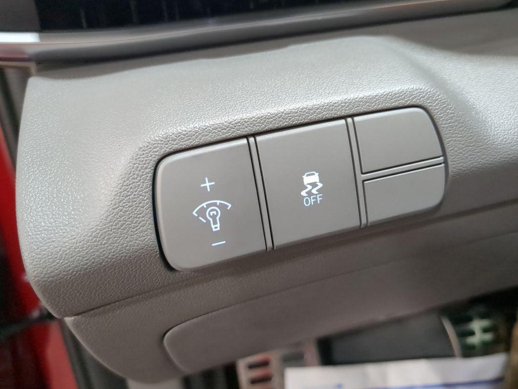 2025 Hyundai Elantra SEL - Photo 10