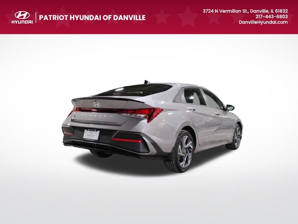 Used 2025 Hyundai Elantra SEL Sport Sedan