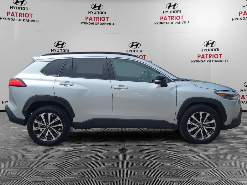 Used 2025 Toyota Corolla Cross XLE SUV