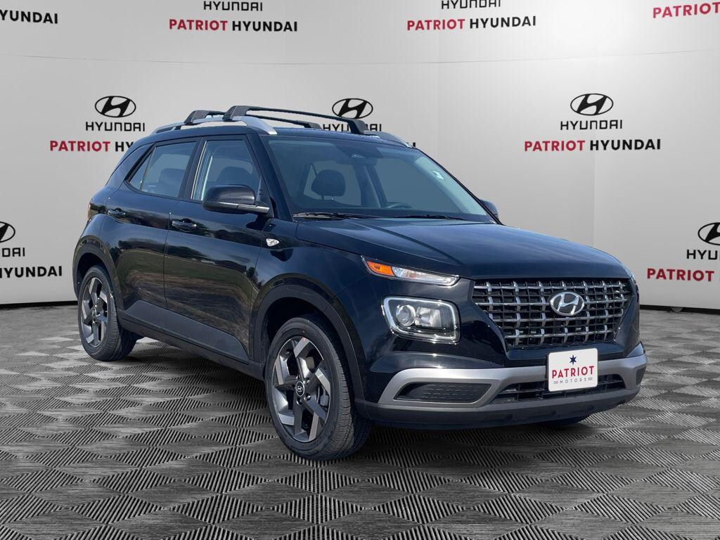 New 2026 Hyundai Venue SEL SUV