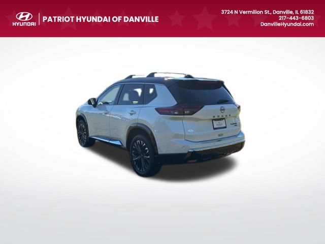 2025 Nissan Rogue Platinum photo 3