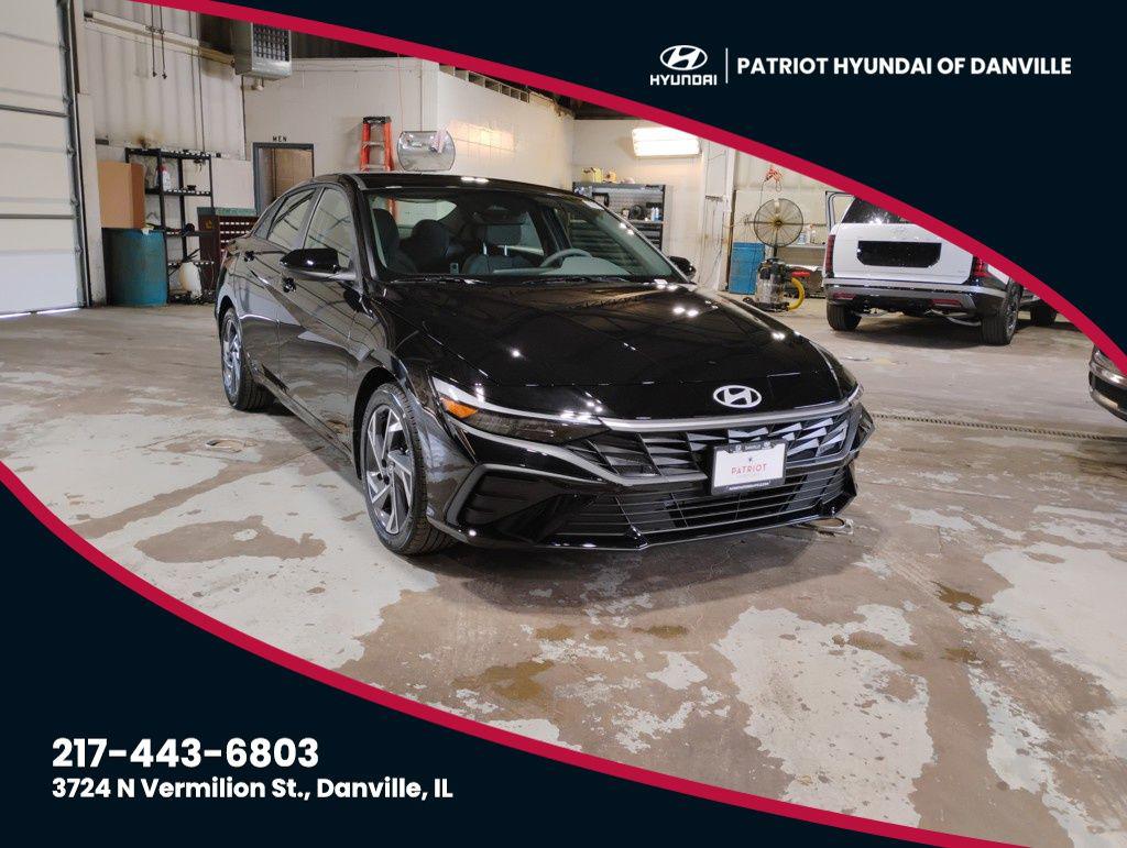 2025 Hyundai Elantra SEL's photo