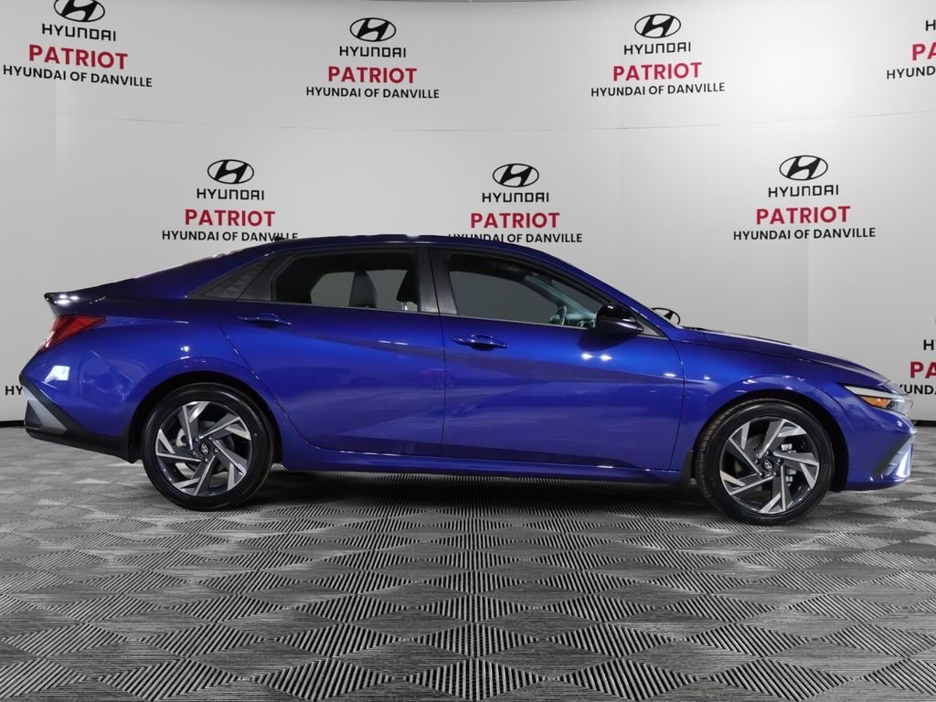 Used 2025 Hyundai Elantra SEL Sport Sedan