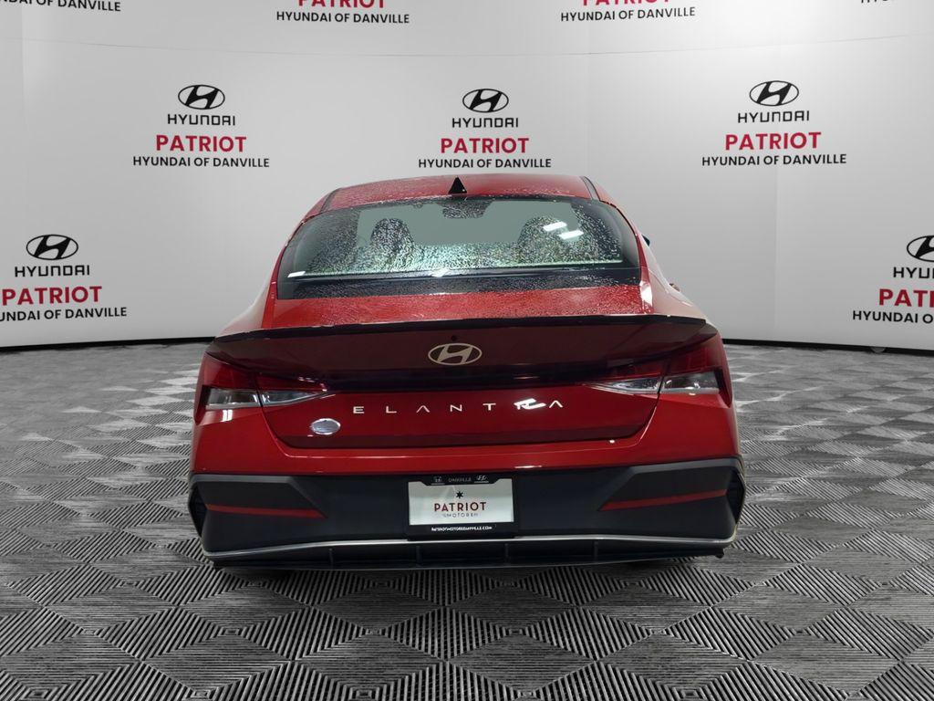 2025 Hyundai Elantra SEL - Photo 23