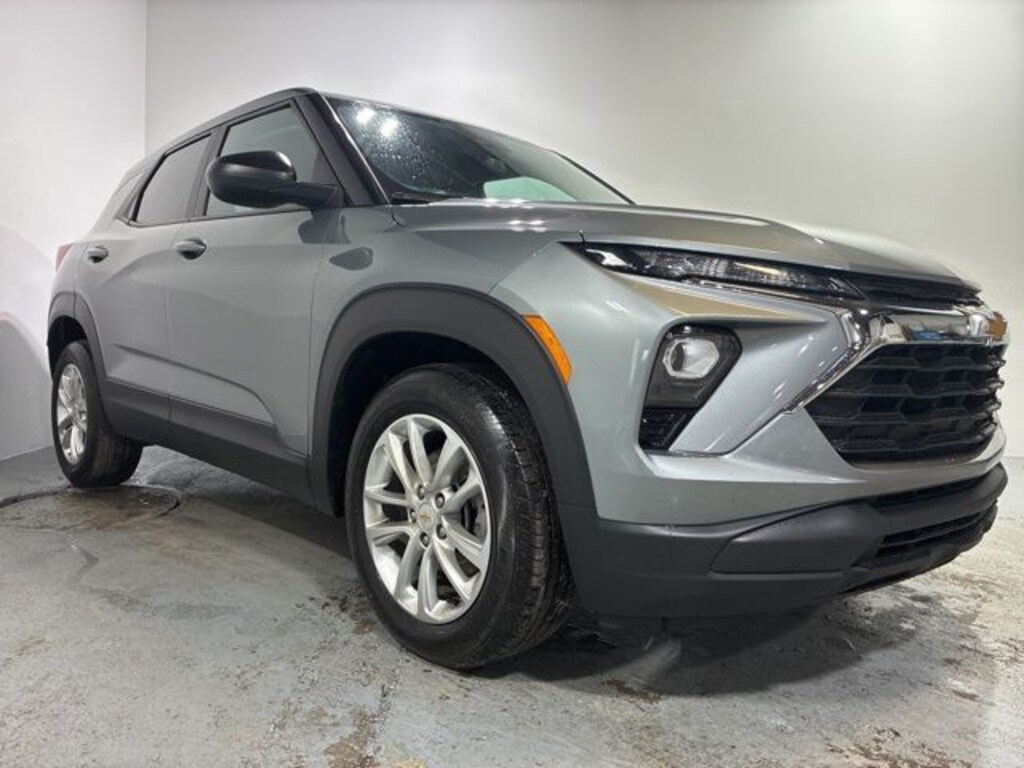 Used 2024 Chevrolet Trailblazer LS SUV