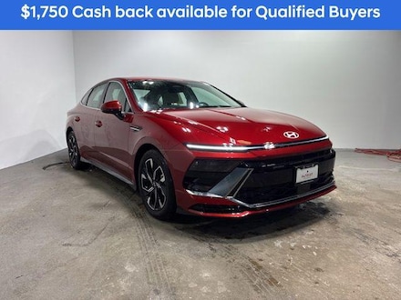 2025 Hyundai Sonata SEL Sedan