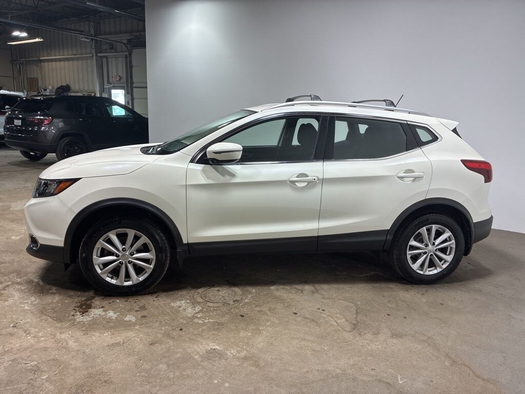 Used 2017 Nissan Rogue Sport SV SUV