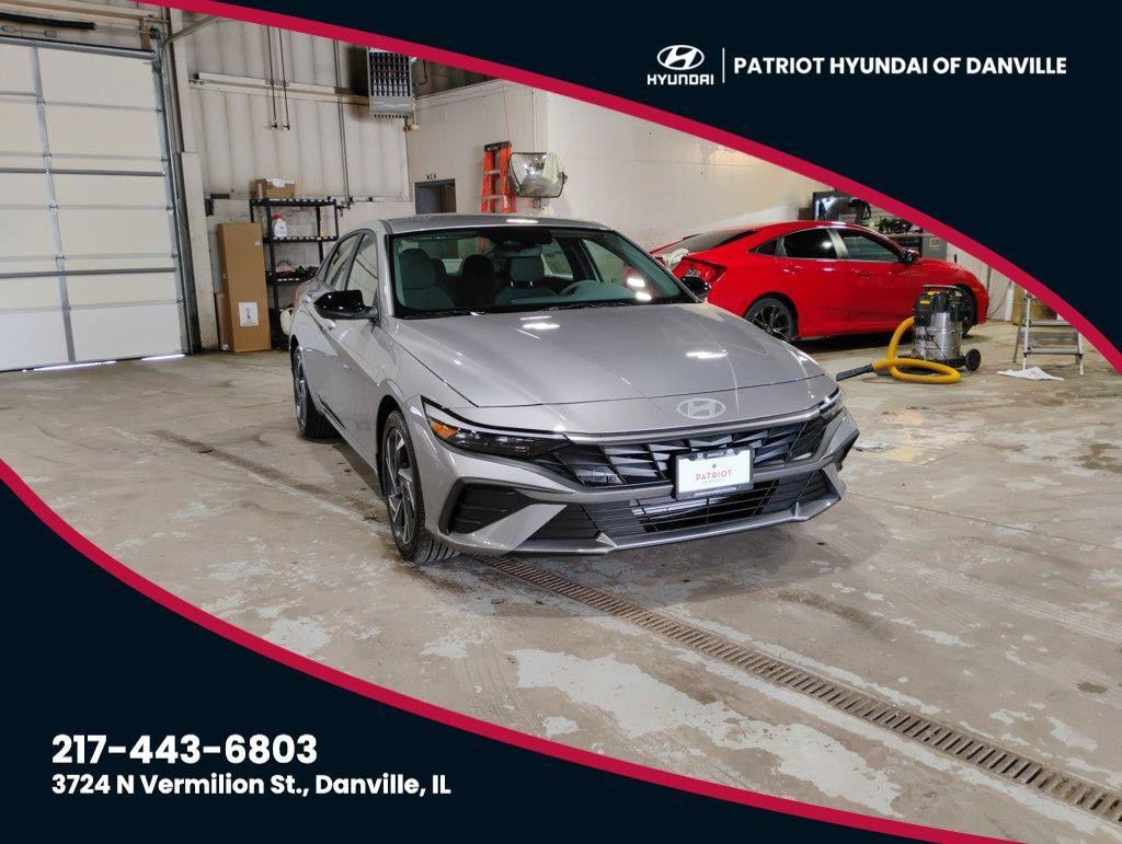 New 2025 Hyundai Elantra SEL Sport Sedan