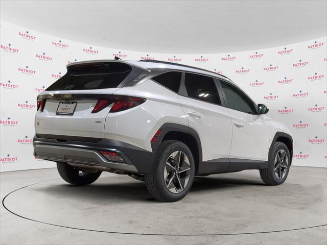 2025 Hyundai Tucson SEL photo 2