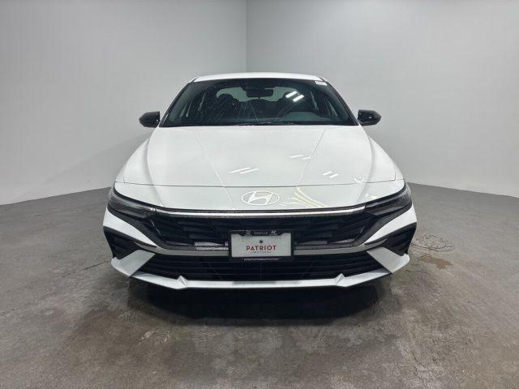 New 2025 Hyundai Elantra SEL Sport Sedan