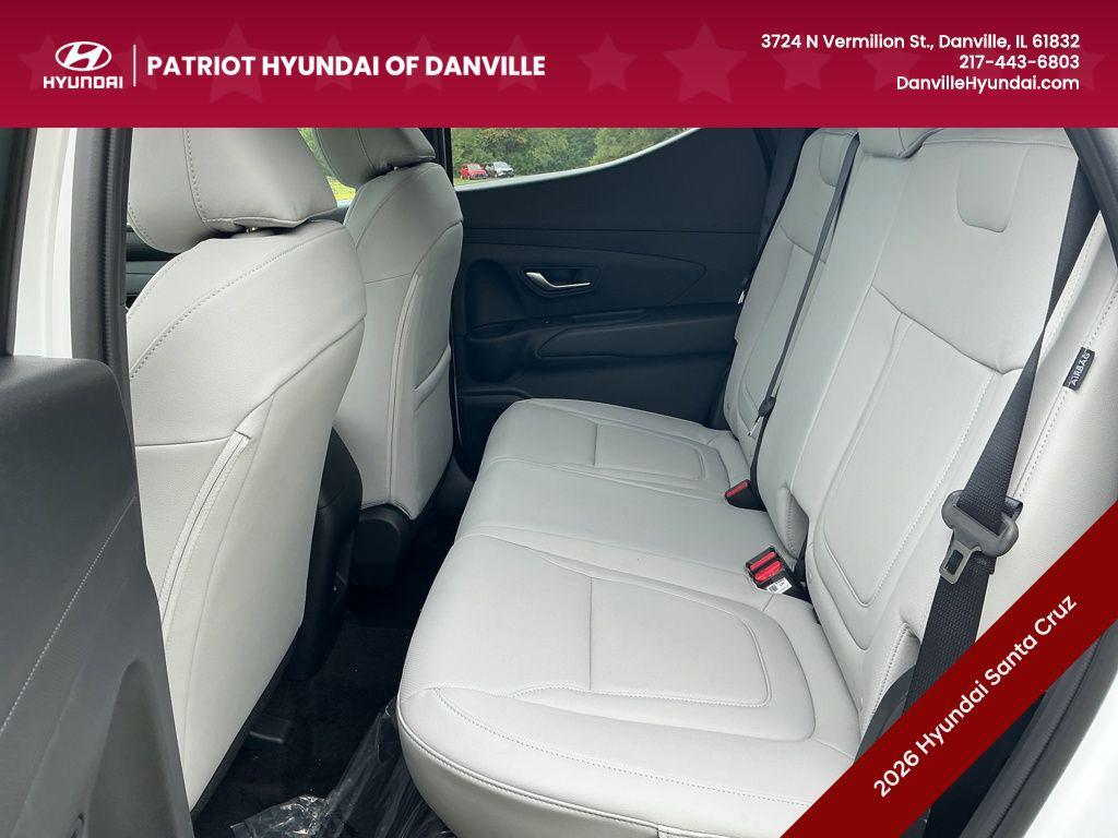 2026 Hyundai Santa Cruz SEL photo 2