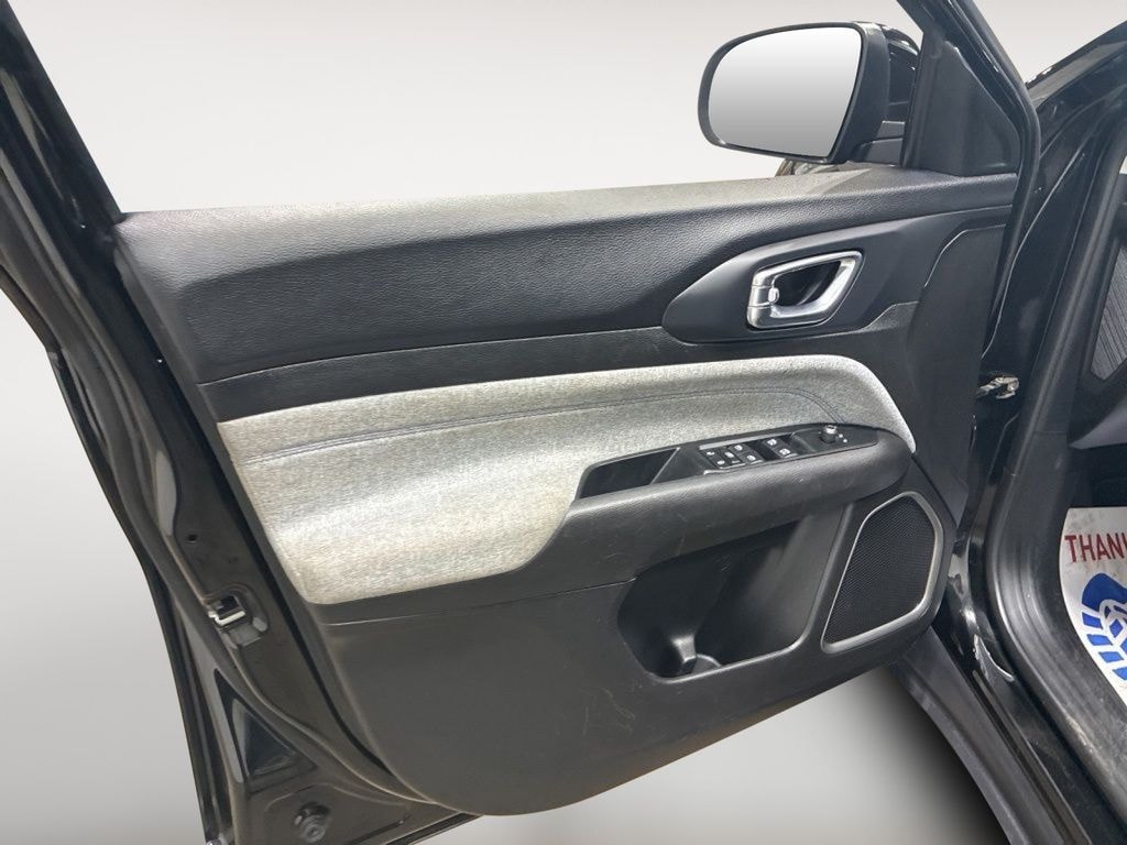 Used 2022 Jeep Compass Latitude SUV