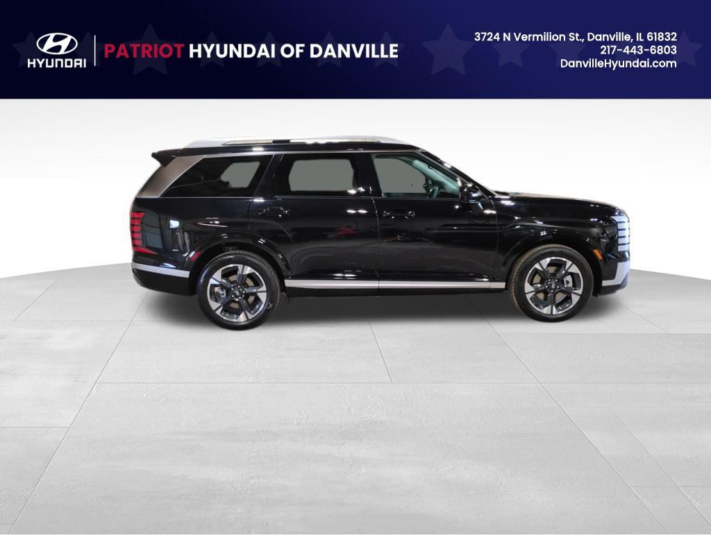 2026 Hyundai Palisade Limited photo 2