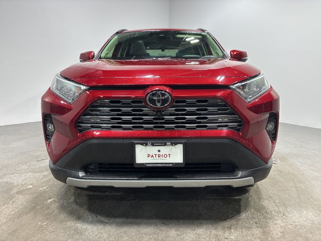 2020 Toyota RAV4 Limited photo 2