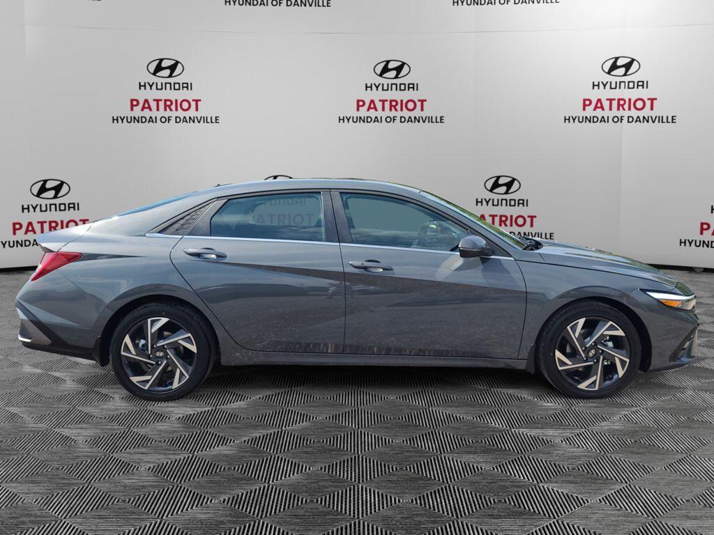 New 2026 Hyundai Elantra Limited Sedan