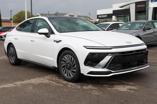 2026 Hyundai Sonata Limited's photo