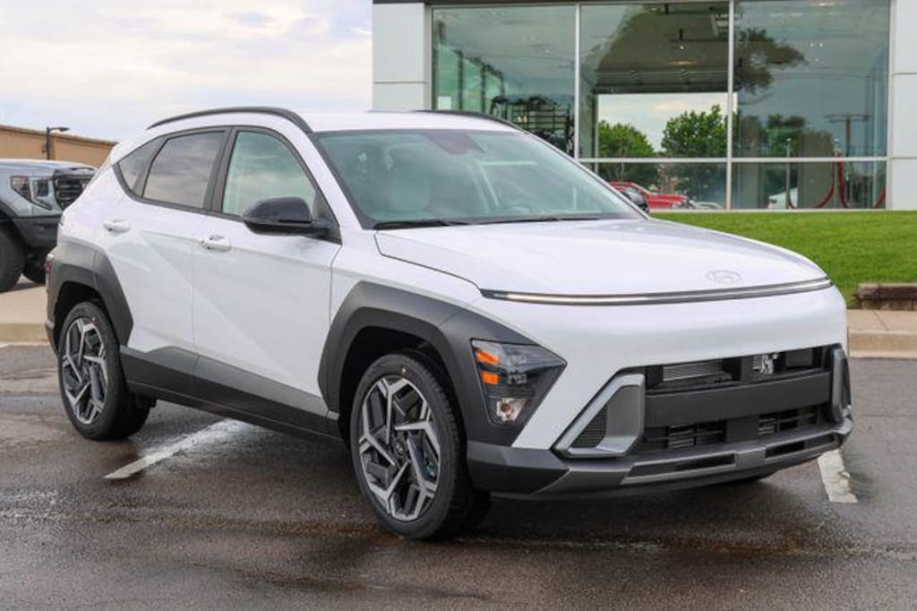 New 2026 Hyundai Kona SEL Premium FWD SUV